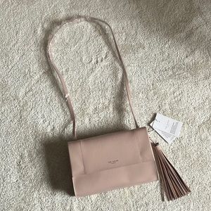 Pink/nude small Ted Baker shoulder bag, brand new. Approx 10” x 7” x 3”.